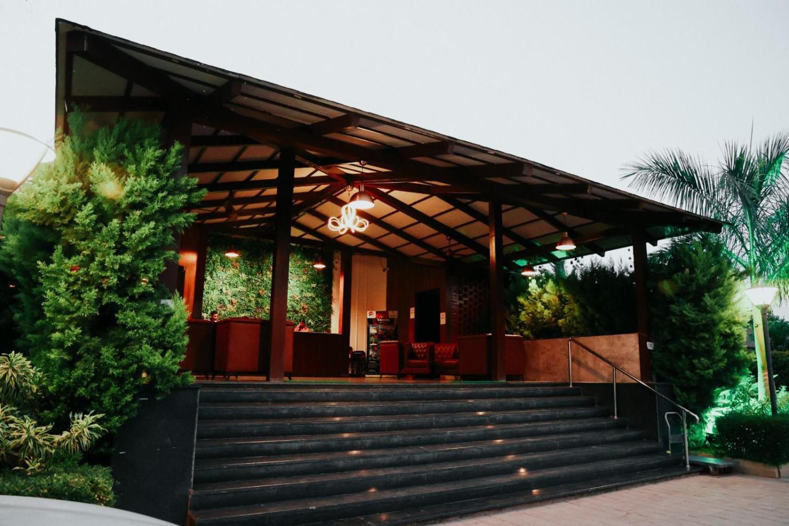 Veerdency Luxury Resort Devanahalli Kültér fotó